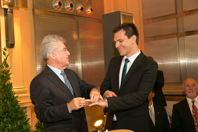 Der gebürtige Leobner Markus Steinberger promoviert an der TU Graz "unter den Auspizien" des Bundespräsidenten. | Foto: TU Graz/Frankl