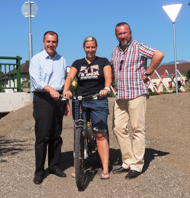 Bgm. Rupert Dworak, Stefanie Graf und StR Gerhard Windbichler | Foto: Stadtgemeinde Ternitz