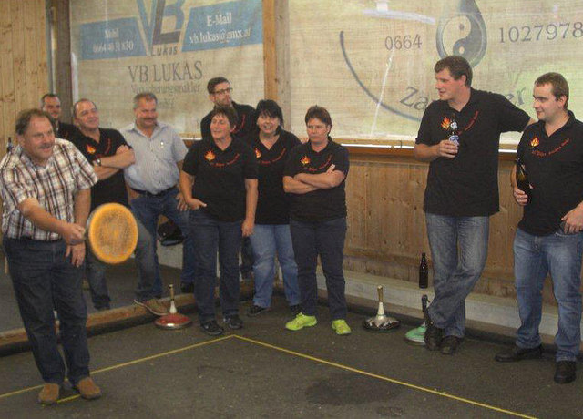 Ein Bürgermeister nimmt Maß | Foto: SSV Marhof