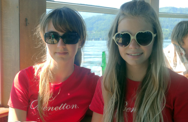 links: Julia Taferner, Business HAK in Althofen, Klasse 2AHH; rechts: Alina Taferner, Bildungszentrum Metnitz, Klasse 8b