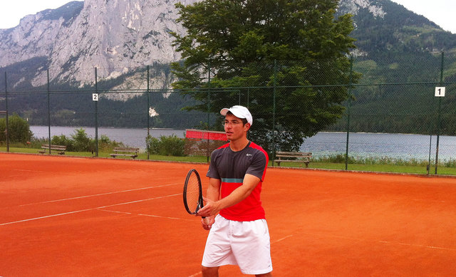 Philipp Gratzer konnte vor dem tollen Panorama des Altausseer-Sees seinen ersten Titel in der Steiermark holen