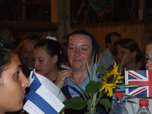 Schwester Serafina (Bildmitte) war glücklich, dass ihre Schützlinge im Waldviertel so viel Zuwendung erfahren durften.