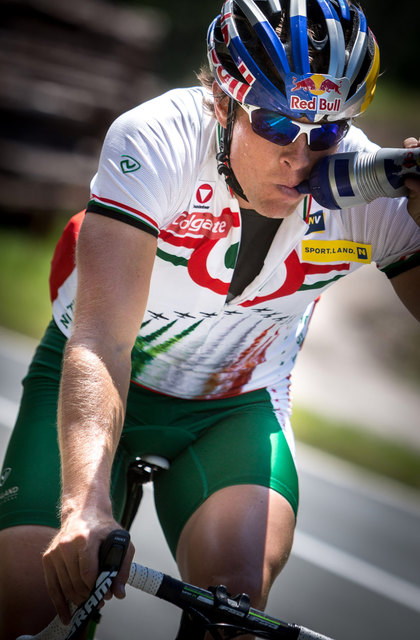 Benny Karl macht auch auf dem Bike eine ausgesprochen gute Figur.