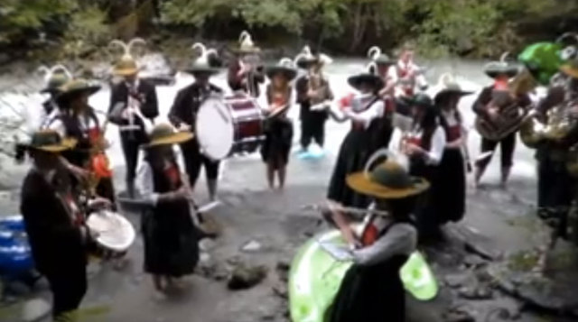 Cold Water Challenge 2014 MK Arzl | Foto: Harald Gstrein - YouTube