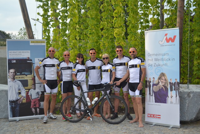 Das Team bei der Vorbereitung zum Mühlviertel 8000. | Foto: JW Freistadt