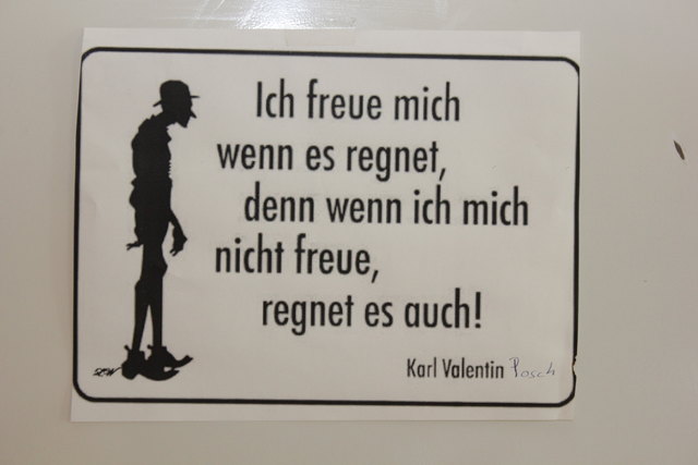 Der Urheber allerdings wurde leicht verändert: Zu Karl Valentin wurde kurzerhand ein POSCH angehängt.
