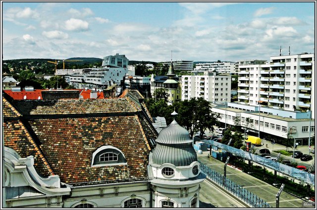 Blick über den Liesinger Marktplatz Richtung West