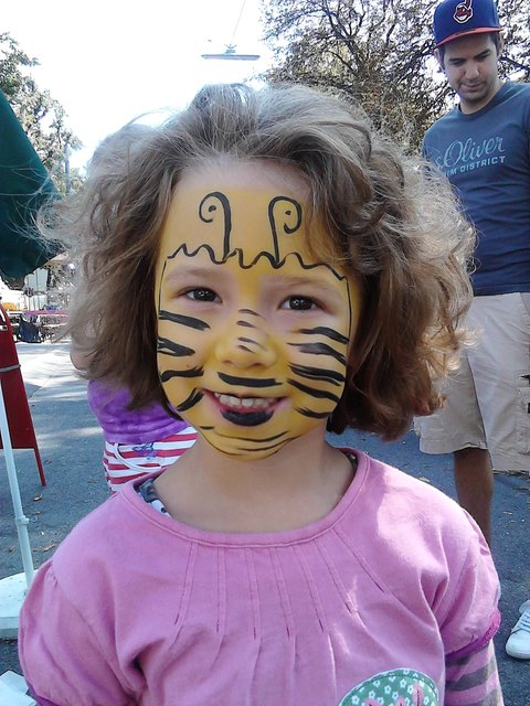 Sophie als "flotte Biene"