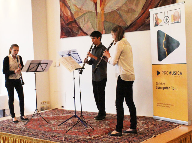 Clarinklingeling aus Klagenfurt das sind Julienne Spitzer,Sebastian Földes und Andrea Koch