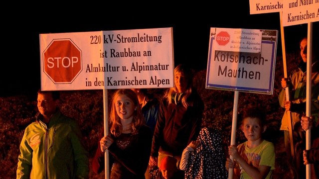 Protestfeuer gegen Stromautobahn