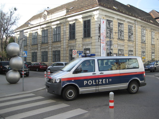 Polizeidirektion Josefstadt: "Wir haben genug Beamte, die Bürger müssen sich nicht sorgen."