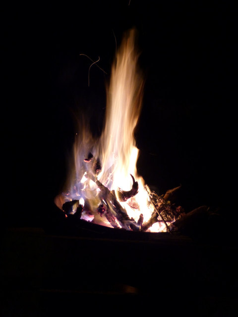 Das Wiener "Feuer in den Alpen" brennt 2014 für den Frieden