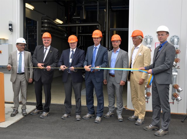 nbetriebnahme des neuen Großreaktors bei Kemira: Dr. Johannes Fallmann (Kemira-Standortleiter Krems), Bürgermeister Dr. Reinhard Resch, Jari Rosendal (CEO), Petri Helsky, Tommi Kankkunen, Kenneth Nysten und DI (FH) Ernst Molnar (alle Kemira). | Foto: Kemira