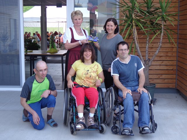 Luise Theuretzbacher und Brigitte Gepard mit Rainer Buder, Petra Pruckner und Markus Berger (v.). | Foto: privat