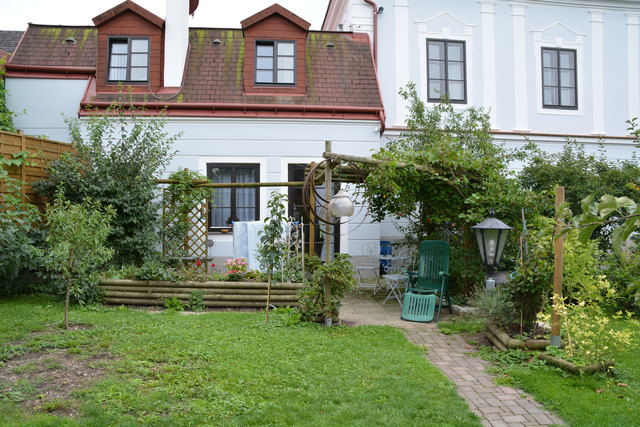 Unter dieser schönen Pergola können sich die Gäste der Purgstallerin am besten entspannen. | Foto: Roland Mayr