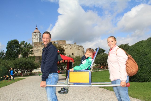 Single kino aus htting. Singlespeedshop aus pichling bei kflach. Gstling an der ybbs singles umgebung. Sankt hainburg a.d. donau single kennenlernen Hainburg a.d. donau single kennenlernen. Plstal single mann