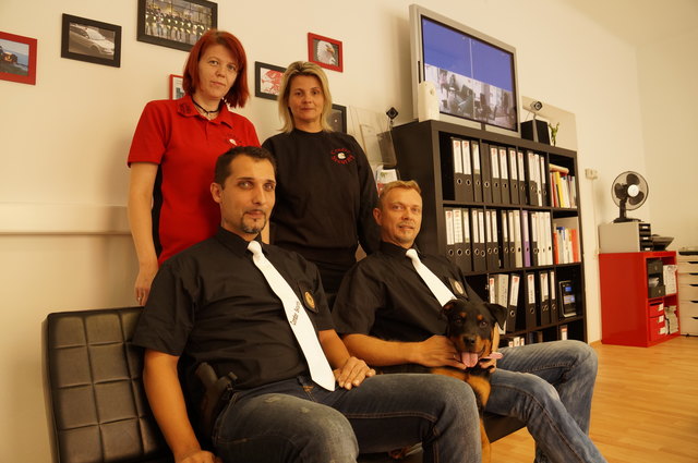 V.l.: Nocole Feichtlbauer, Mario Feichtlbauer, Kerstin und Robert Linnebach.