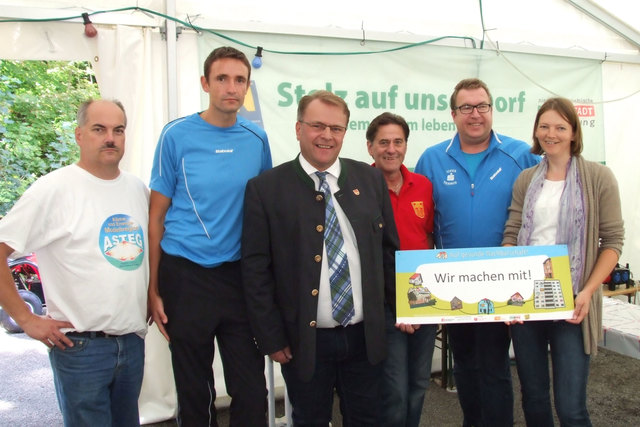 Maßgeblich am Tag des Sports beteiligt waren u.a. Bettina Pommerenke, Reinhard Waldhör, Gerald Nossal, Andreas Kramer, Jürgen Koppensteiner und Ulrich B. Küntzel (v.r.n.l.).