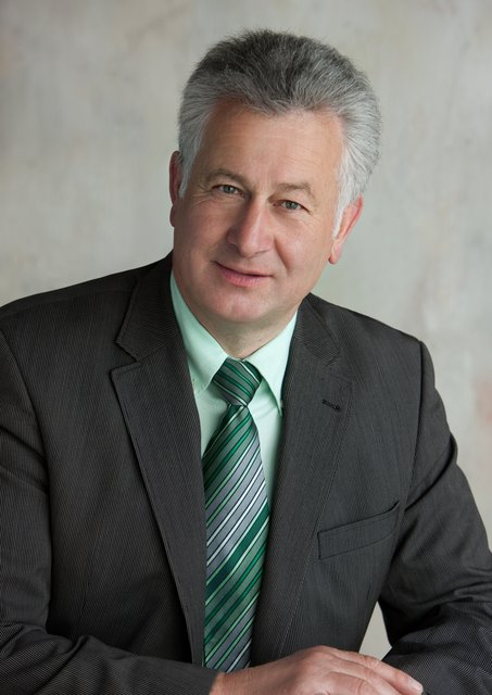 Willi Schwartz ist seit 1997 ÖVP-Bürgermeister der Gemeinde Weiden am See. | Foto: ÖVP
