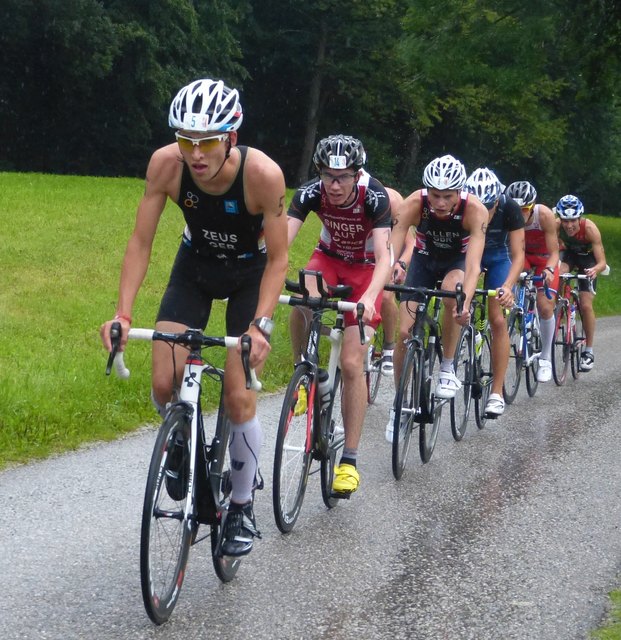Michael Singer (2.v.l.) bei der Duathlon EM in Großraming. | Foto: RC Figaro Lienz