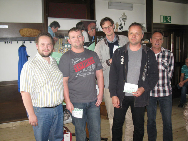 Kategorie 3/4: Drittplatzierter Stefan Habacher (2.vl), Kategoriesieger Harald Rotter (2.vr), Zweiter Benedikt Gronde  (Mitte)