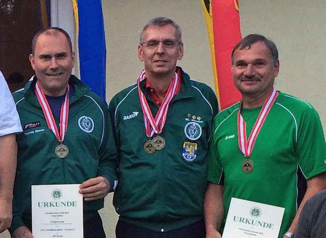 Der zweifache Bronzemedaillengewinner Rainer Pucher (Mitte) mit seinen Teamkollegen Glanzer und Kirschner. | Foto: Foto: KK