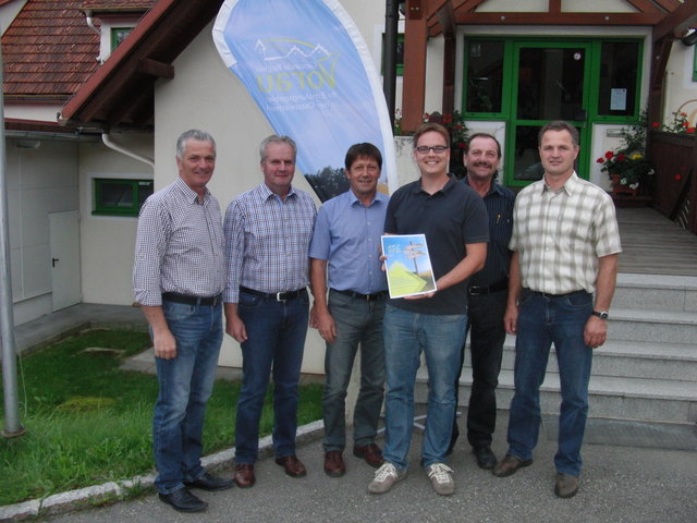 Patriz Pichlhöfer präsentierte gemeinsam mit den Bürgermeistern das Vorauer Gesundheitsprogramm. | Foto: KK