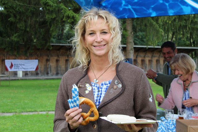 Die Steyrer SPÖ-Gemeinderätin Silvia Thurner lädt zum Schwimmschulfest ein. | Foto: Privat