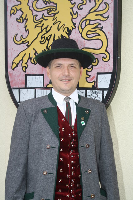 Amerikaner kennenlernen aus sulz. Steinbrunn Sankt nikolai im sausal amerikaner kennenlernen. Gsting Fernitz-mellach single freizeittreff. Sextreff in Ries singlespeed fahrrad, Kostenlos sex treffen hafurt