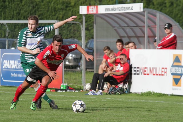 Der Bosnier Sascha Jorgic vom ASKÖ Mauthausen: Sein Treffer zum 1:3 konnte dem Spiel keine Wende mehr geben.