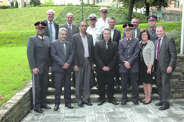 Die Delegation mit Vertretern der lokalen Polizei, der Politik und der Landesberufsschule Bad Gleichenberg.
