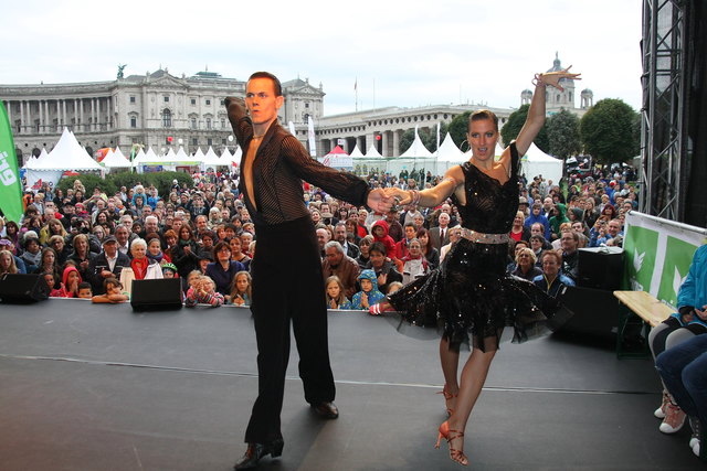 Beim Tag des Sports werden professionelle Tänzer die Besucher mit tollen Einlagen verzaubern. | Foto: Brunda