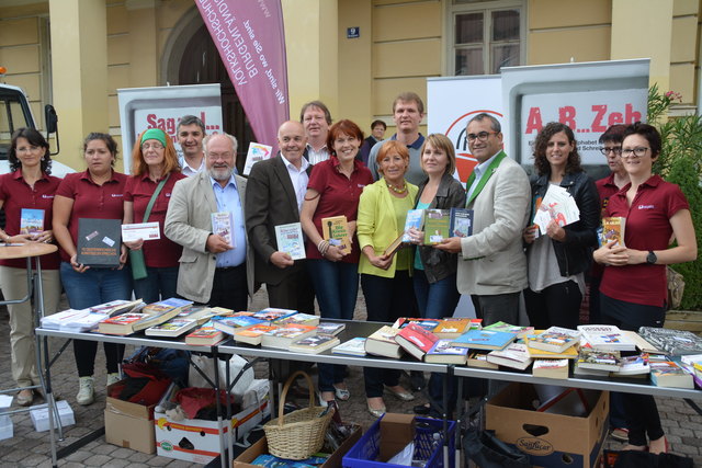 Das Bookcrossing in Oberwart soll auf Analphabetismus hinweisen.