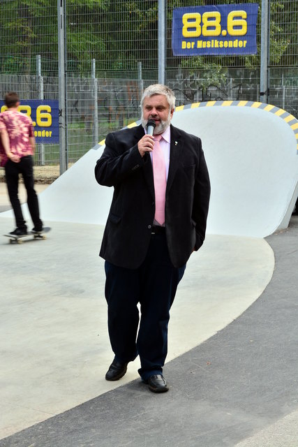 Bezirksvorsteher Karlheinz Hora