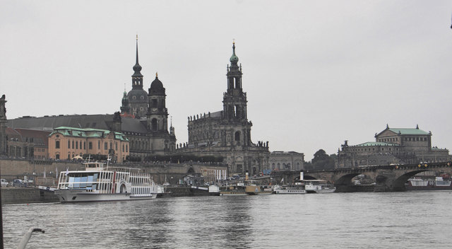 Ankunft in Dresden, Blick zur Altstadt.