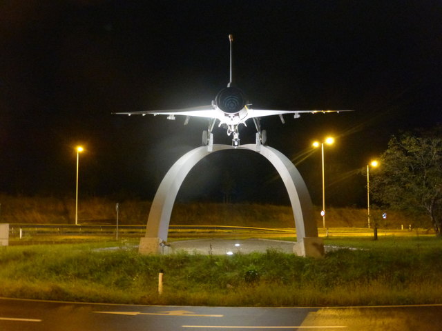 Dieser Stelzenjäger wurde neben der Linzerstraße, etwa 10 km außerhalb von Linz gesichtet.  Nachfolgend die Koordinaten für Google Maps 48.222577, 14.199829