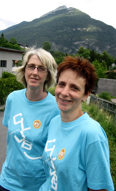 Marion Schöpf und Vera Gruber sowie Diakon Andreas Sturm vom KISI-Club Imst freuen sich auf Dich. | Foto: Foto Sturm