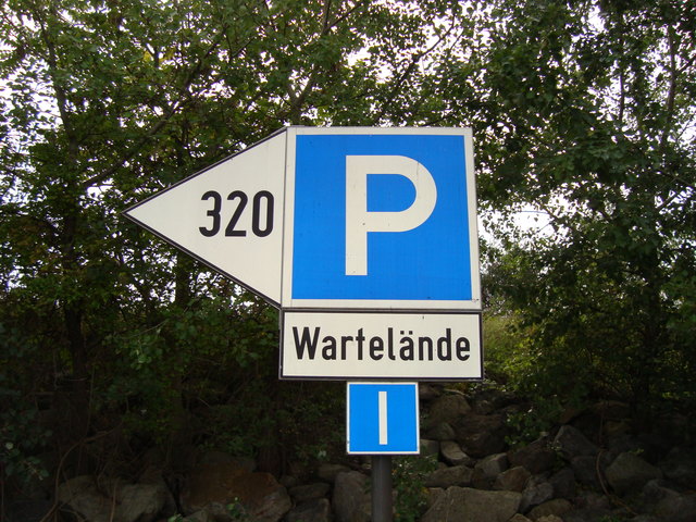 Eine Wartelände ist ein Warteplatz für Schiffe