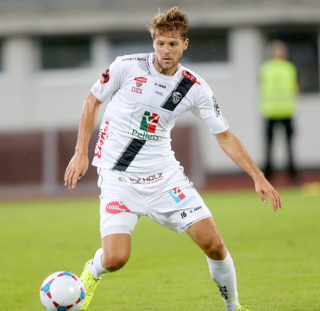 Am Ball. Boris Hüttenbrenner ist aus dem WAC-Mittelfeld nicht mehr wegzudenken | Foto: Kuess