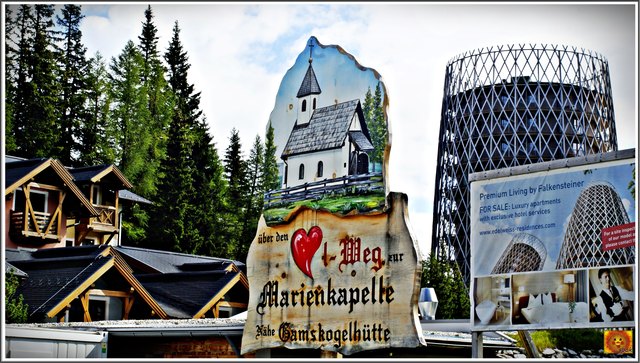 Hier beginnt der Herzerlweg zur Marienkapelle und danach in den Hochsicherheitstrakt;-)))?????