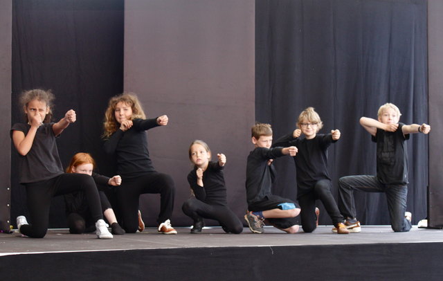 Konzentration, Präsenz und Mut - das braucht man um auf einer Bühne zu stehen! | Foto: Elisabeth Pasquale