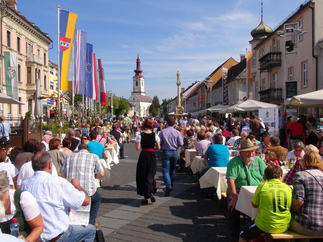 Kaiserwetter bei "Kulinarik & Wein" am Leibnitzer Hauptplatz läutete den kulinarischen Herbst ein.