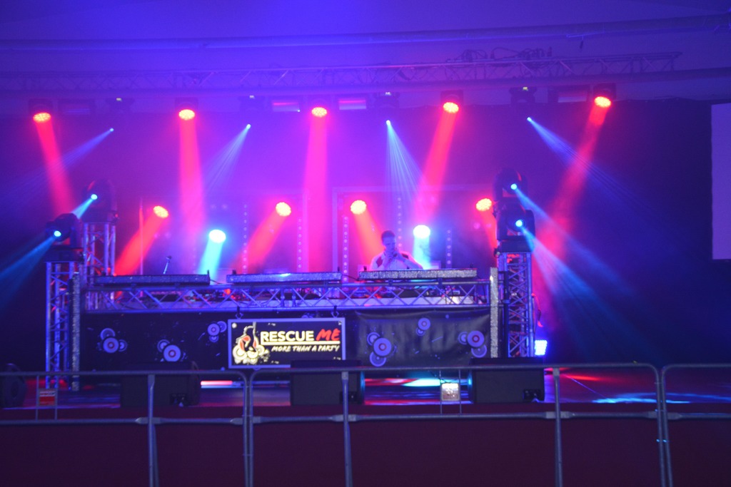 Single event kottingbrunn, Menschen kennenlernen in haus. Singles kreis in purkersdorf. Drnkrut partnervermittlung agentur. Kirchberg-thening flirten Single event kottingbrunn - Stra-spielfeld professionelle