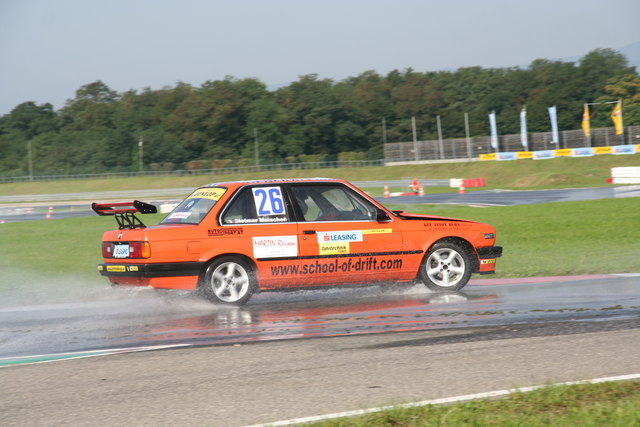 Dietmar Matscher, (Tisens/Südtirol) - R2 - BMW E30 M5 | Foto: Fuzzy(Helm-Racing) für school-of-drift