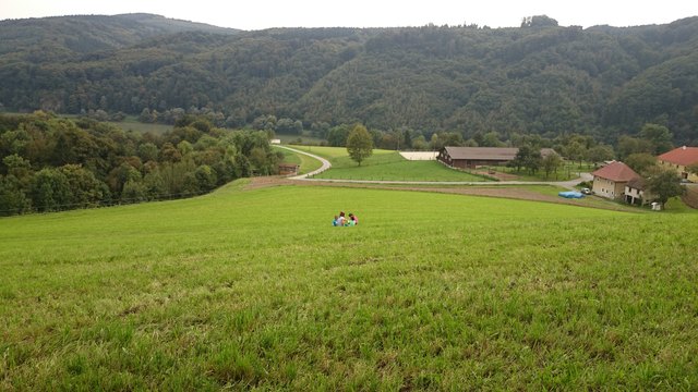 Wandertag des Familienzentrums Dialog mit mehr als einem (Bienen)Erlebnis allein!