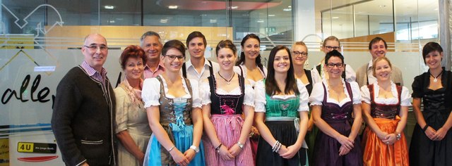 Die KundenbetreuerInnen im Kundehaus in Reutte | Foto: Raiffeisen