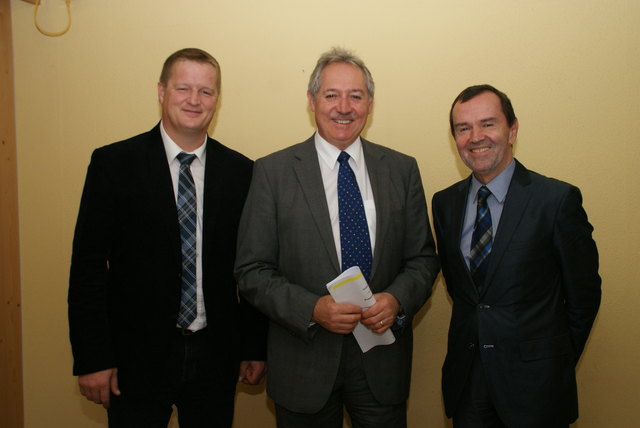 Nationalratsabgeordneter Manfred Hofinger, Landtagspräsident Viktor Sigl und Landtagsabgeordneter Alfred Frauscher.