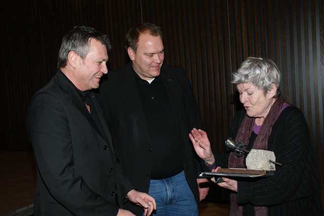 Walter Hofstätter, Bgm. Thomas Punkenhofer und Elisabeth Orth bei der Gedenkveranstaltung zur Mühlviertler Hasenjagd.