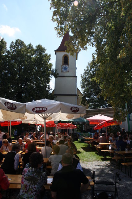 Das Riegelfest wird alljährlich veranstaltet, um die Sebastianikirche zu erhalten.