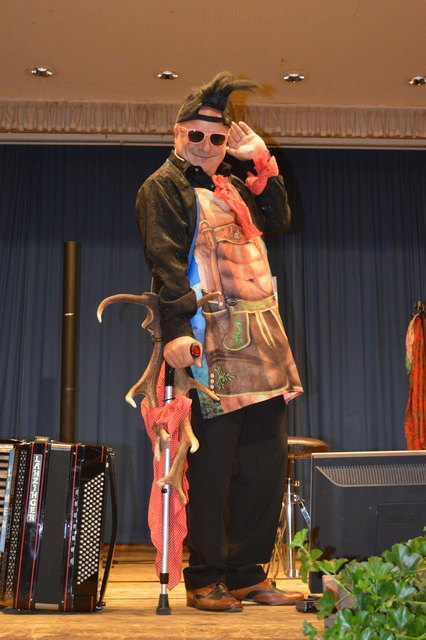 Lachgas Franz in der Rolle von "Andreas Gabalier"